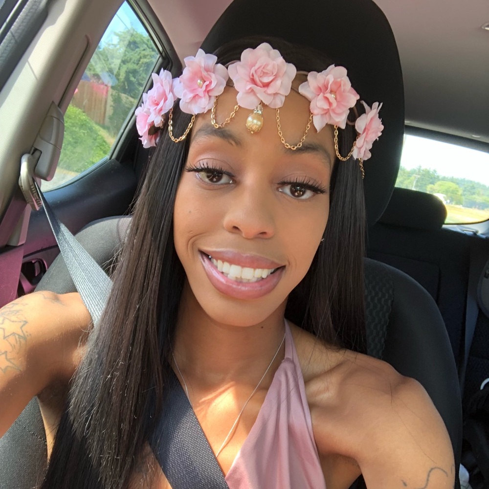 Meet your Posher, Kaylan